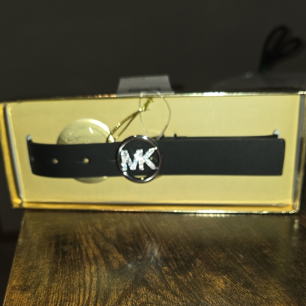 NWT S/M Michael Kors Black Belt with Silver Buckle